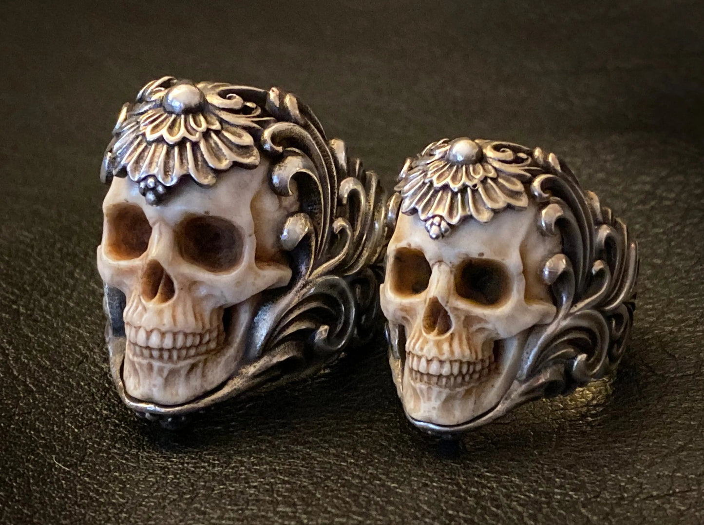 đź’€Vintage Polish Floral Armor Antler Skull Ring