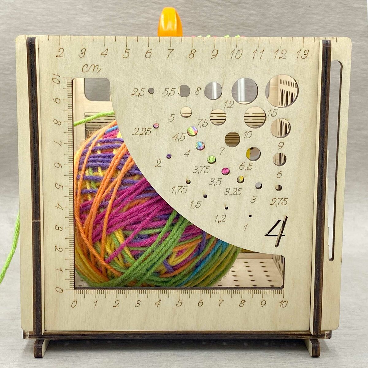 🎉 - All-in-one Wooden Yarn Bowl