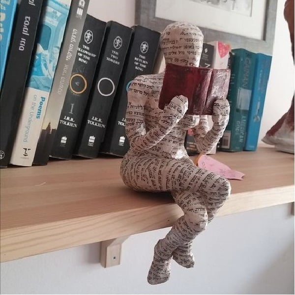 Modern Reading Woman Statue