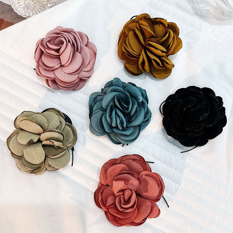 Fabric flower necklace