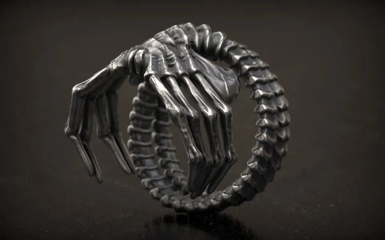 Alien Facehugger Ring