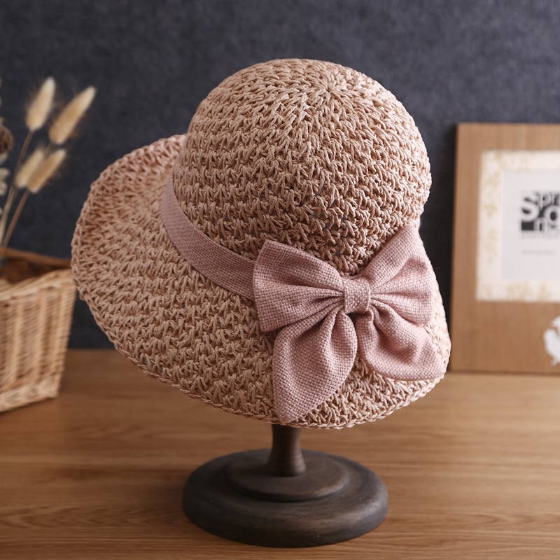 Elegant Crochet Straw Hat with Ruffle Detail