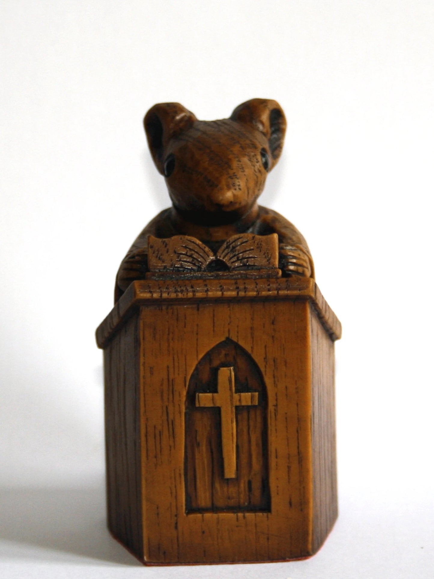 💓Church Mouse - The Vicar in the Pulpit