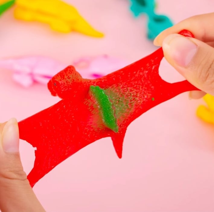 (🌲EARLY CHRISTMAS SALE - 49% OFF) 🎁Slingshot Dinosaur Finger Toys