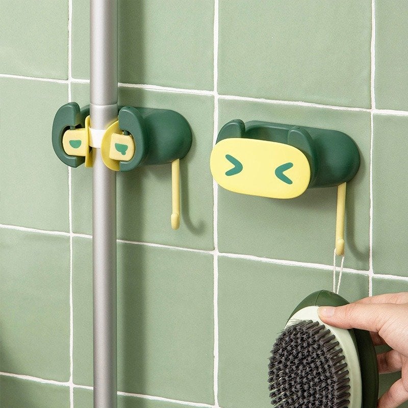 🔥(Last Day Promotion - 50% OFF)Wall Mounted Mop Organizer-(Save $30 Only Today!)