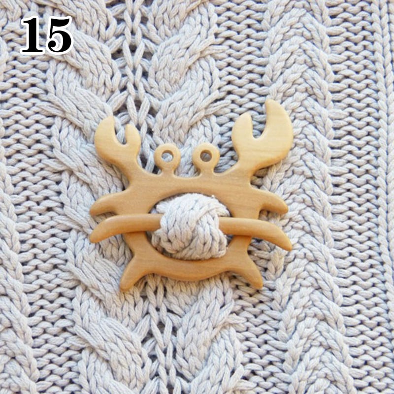 🔥Brooch pin with wooden animal pattern (sweater clip)