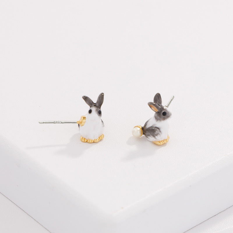 Cute animal bite earring