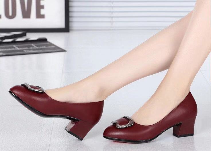 Spring and summer new thick heel shallow mouth all-match mother shoes